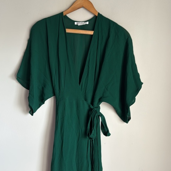 NEW Reformation Winslow dress in emerald 0 - Picture 3 of 14